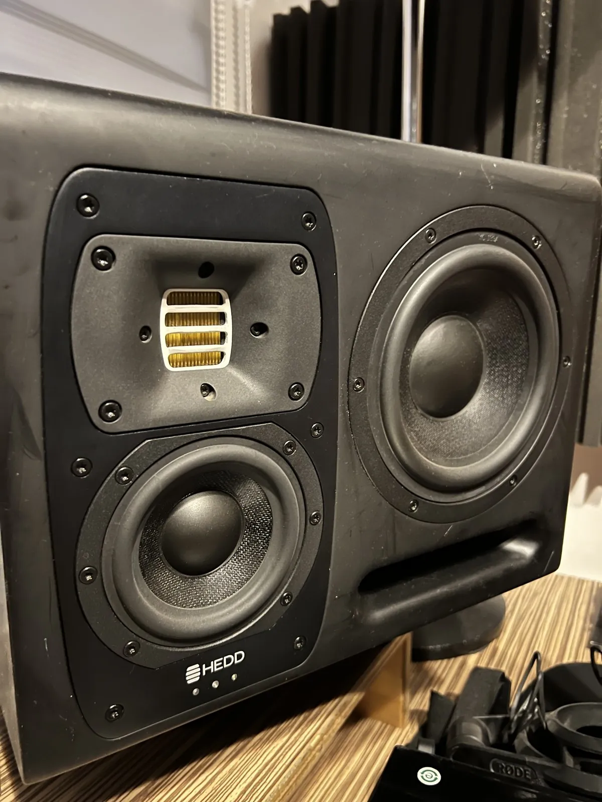 Monitores HEDD Type 20 (único dueño)