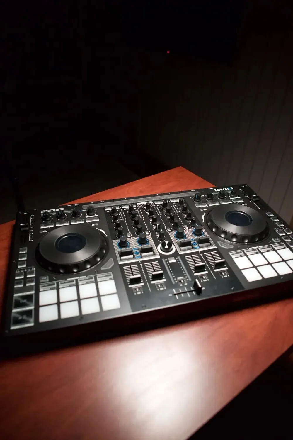 Reloop MIXON 8 (con caja)